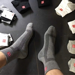 ĐỒ LÓT - TẤT NAM UNIQLO CỔ DÀI VÀ NGẮN