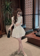VÁY THÊU ONG ĐUÔI CÁ MÀU TRẮNG NỮ SẴN