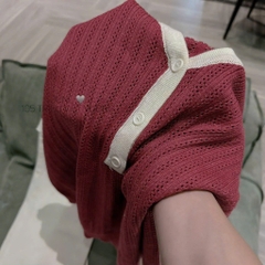 ÁO LEN ĐỎ VIỀN BE NỮ THÊU NGỰA NỮ THU ĐÔNG SẴN