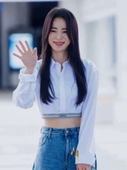ÁO SƠ MI NỮ BO GẤU LOEWE