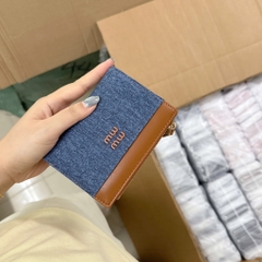 PHỤ KIỆN - VÍ CẦM TAY MIU MIU NHIỀU MÀU