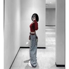QUẦN JEAN NỮ SUÔNG PHỐI TÚI THÊU LOEWE ĐỎ SẴN (SALE 94k)