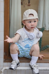 SET BỘ 3 LỖ DAMIANO'S ÁO TRẮNG QUẦN KẺ TONE XANH CHO BÉ TRAI
