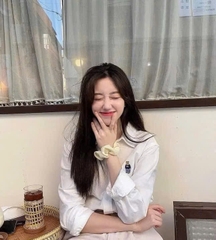 SƠ MI THÊU GẤU WHO TRẮNG NỮ(XẢ 89k)
