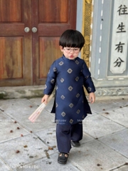 SET ÁO DÀI VẢI GẤM BÉ TRAI