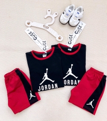BỘ THỂ THAO JORDAN ĐEN PHỐI ĐỎ CHO BÉ TRAI(SALE 59k)