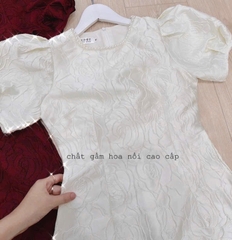 ÁO DÀI GẤM 2 LỚP MÀU KEM SẴN