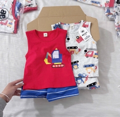 SET 2 BỘ Ô TÔ CẦN CẨU TONE ĐỎ GHI BÉ TRAI SẴN(SALE 85k)