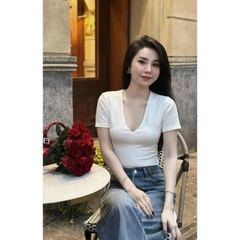 ÁO ZIP CỔ TIM CỘC TAY NỮ(XẢ 40k)