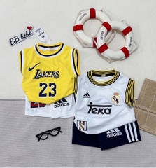SET HAI BỘ BÓNG ĐÁ TONE TRẮNG VÀNG BÉ TRAI