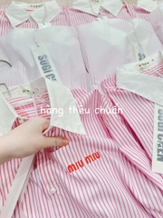 ÁO SƠ MI MIU MIU CỔ PHỐI CÚC NGỌC SẴN( xả 99k )