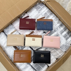 PHỤ KIỆN - VÍ CẦM TAY MIU MIU NHIỀU MÀU