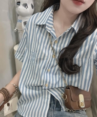 ÁO SƠ MI KẺ XANH CỘC TAY THÊU LOGO NỮ (KH ĐẶT SLL)