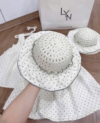SET VÁY CHẤM BI TRẮNG KÈM MŨ BÉ GÁI SẴN