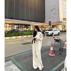 QUẦN JEAN NỮ KEM NGÀ MÀU HIẾM NEW SẴN