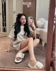 ÁO CỘC LV CỔ LEN FORM RỘNG NỮ