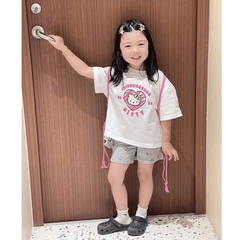 SÉT BỘ ÁO TRẮNG QUẦN SHORT IN TRÀN KITTY TẶNG BALO VẢI BÉ GÁI SẴN