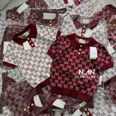 ÁO LEN ĐỎ TRẮNG GC CỔ TRỤ NỮ