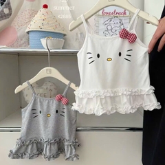 SÉT 2 VÁY 2S KITTY BÈO 2 TẦNG NƠ BÔNG TONE TRẮNG GHI CHO BÉ GÁI NEW