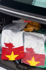 ÁO PHÔNG BỐ MẸ CON CỜ ĐỎ SAO VÀNG BẢN ĐỒ VN SẴN