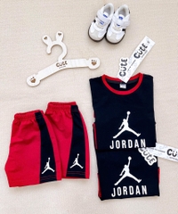 BỘ THỂ THAO JORDAN ĐEN PHỐI ĐỎ CHO BÉ TRAI(SALE 59k)