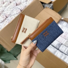 PHỤ KIỆN - VÍ CẦM TAY MIU MIU NHIỀU MÀU