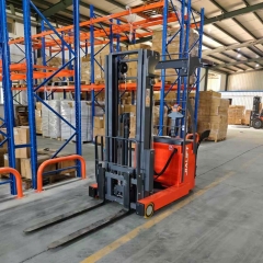Xe nâng điện reach truck 1,5 Tấn Q1545D