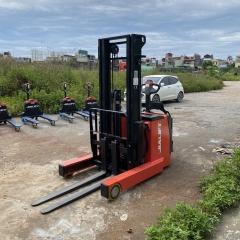 Xe nâng điện reach truck 1,5 Tấn Q1545D
