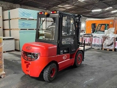 Xe nâng điện Lithium 3,5 Tấn EFL352