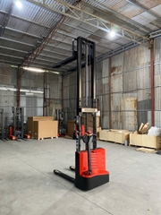 Xe nâng điện Stacker 1,5 Tấn CL1530JB