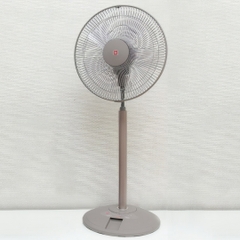 Quạt đứng lửng KDK, màu vàng N30NH(GD)