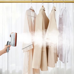Bàn ủi hơi nước cầm tay HM-T01A hiệu Gaabor