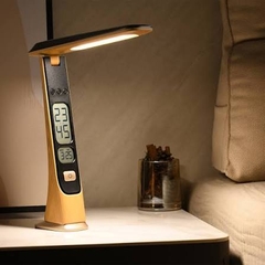 Đèn bàn LED, dùng pin sạc, màu vân gỗ, nhãn hiệu WILIT, model U30, hàng mới 100%
