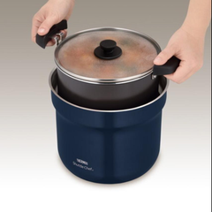Nồi ủ chân không, không hoạt động bằng điện,hiệu Thermos, Model: KBJ-4502 NVY, màu xanh Navy, dung tích 4.3L, mới 100%