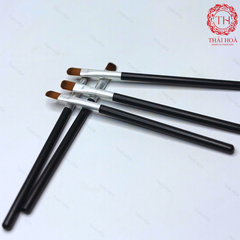 Cọ Siêu Nét Chuyên Tém Mày Trong Phun Xăm Thẩm Mỹ – Gọn Viền, Chuẩn Dáng, Nét Sắc Từng Milimet