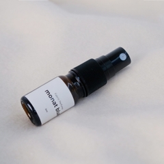 Fabric Perfume - Nước hoa xịt vải quần áo lưu hương