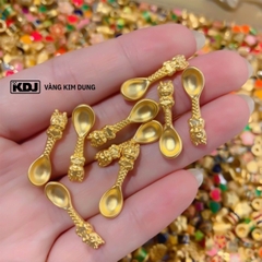 Thìa vàng rồng vàng 24k bản 0.13 chỉ