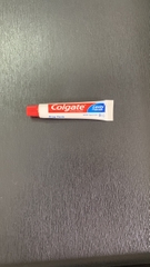 Tuýp Kem đánh răng colgate 10g
