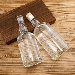 Chai thủy tinh đựng rượ.u 500ml cổ bầu