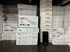 Jeneca Đèn Led Máng Kẹp Thành Bể Jeneca D15 D16 Độ Sáng Cao 8W 12W Chip RGB 3 in 1 Màu Trắng Kích Thước 15x6cm 20x8cm Cho Hồ Cá Dài Dưới 80cm