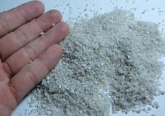 Cát Thạch Anh Màu Trắng Ngà Hạt To