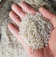 Cát Thạch Anh Màu Trắng Ngà Hạt To