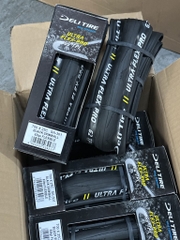 Vỏ Gấp Đen 700x25c Gai TAM GIÁC Deli Ultra Flex-Pro S-301
