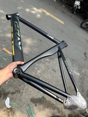 Khung GRAY F16 Phuộc Carbon