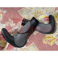 Bao Tay Liền Sừng HH