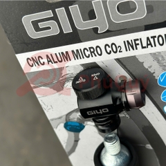 Đầu bơm CO2 GIYO GC-08CD KÈM BÌNH CO2