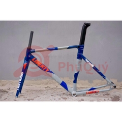 Khung Liberty Nemesis V1 Track Phuộc Carbon