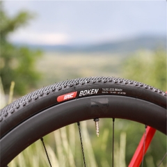 Vỏ IRC 700x36c Boken Kevlar Tubeless (VAT)