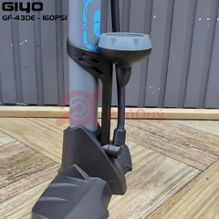 Bơm GIYO GF-43DE NHỰA Có Đồng Hồ XÁM Đầu Bơm Thông Minh 3in1