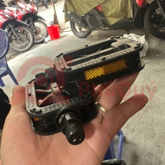 PEDAL NHỰA LIÊN DOANH CÔN BI
